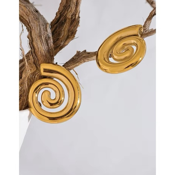 Stainless Steel Conch Geometric Stud Earrings Snail Stud - Picture 7 of 8